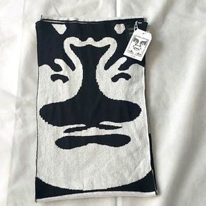 NWT Obey black and white scarf